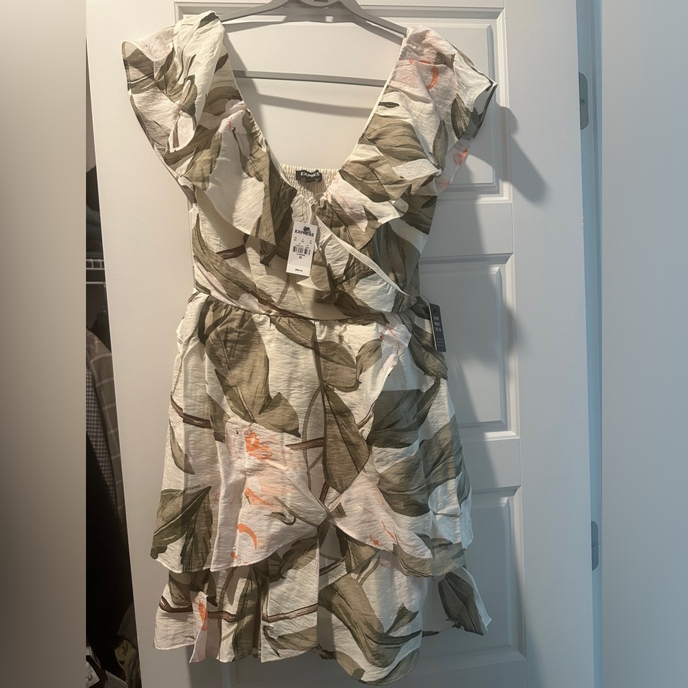 Women dress